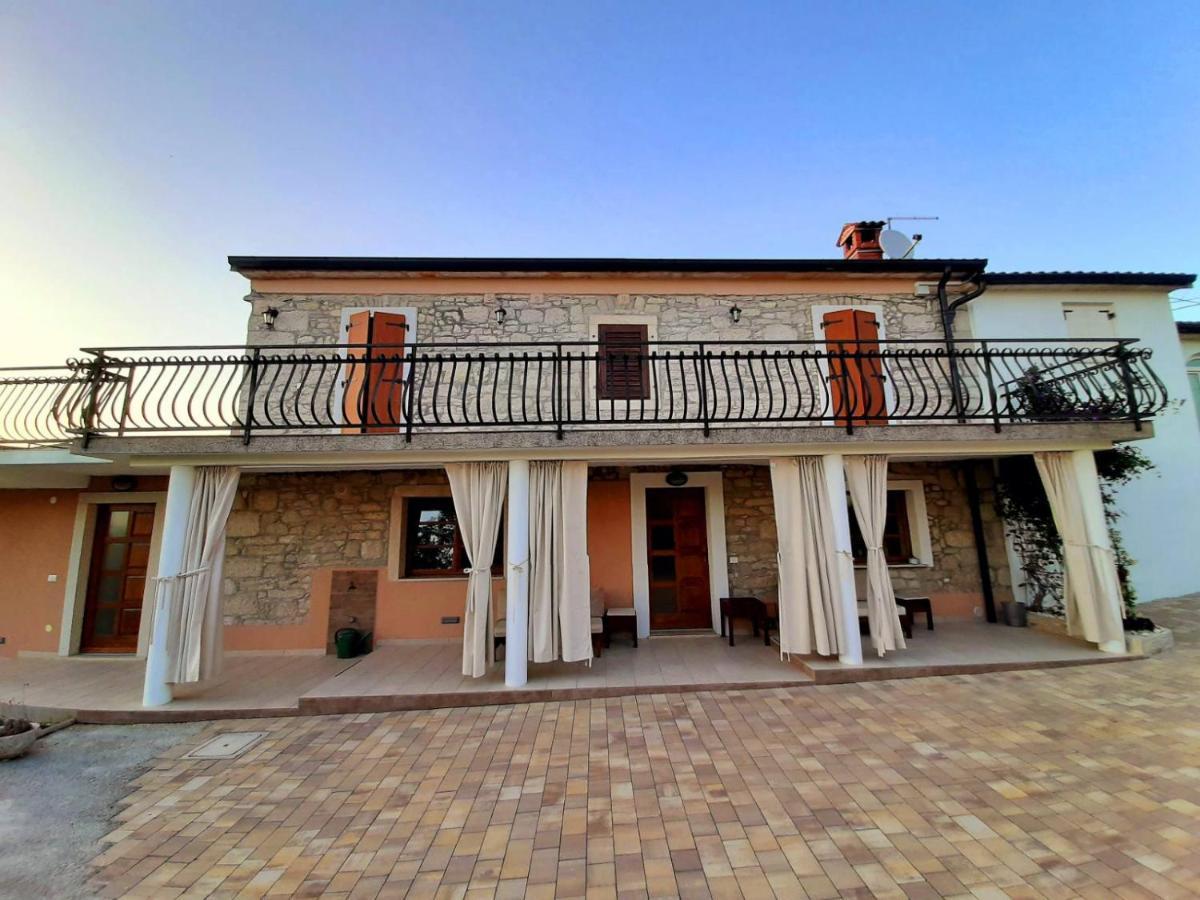 Villa Alma Kaštelir Exterior foto